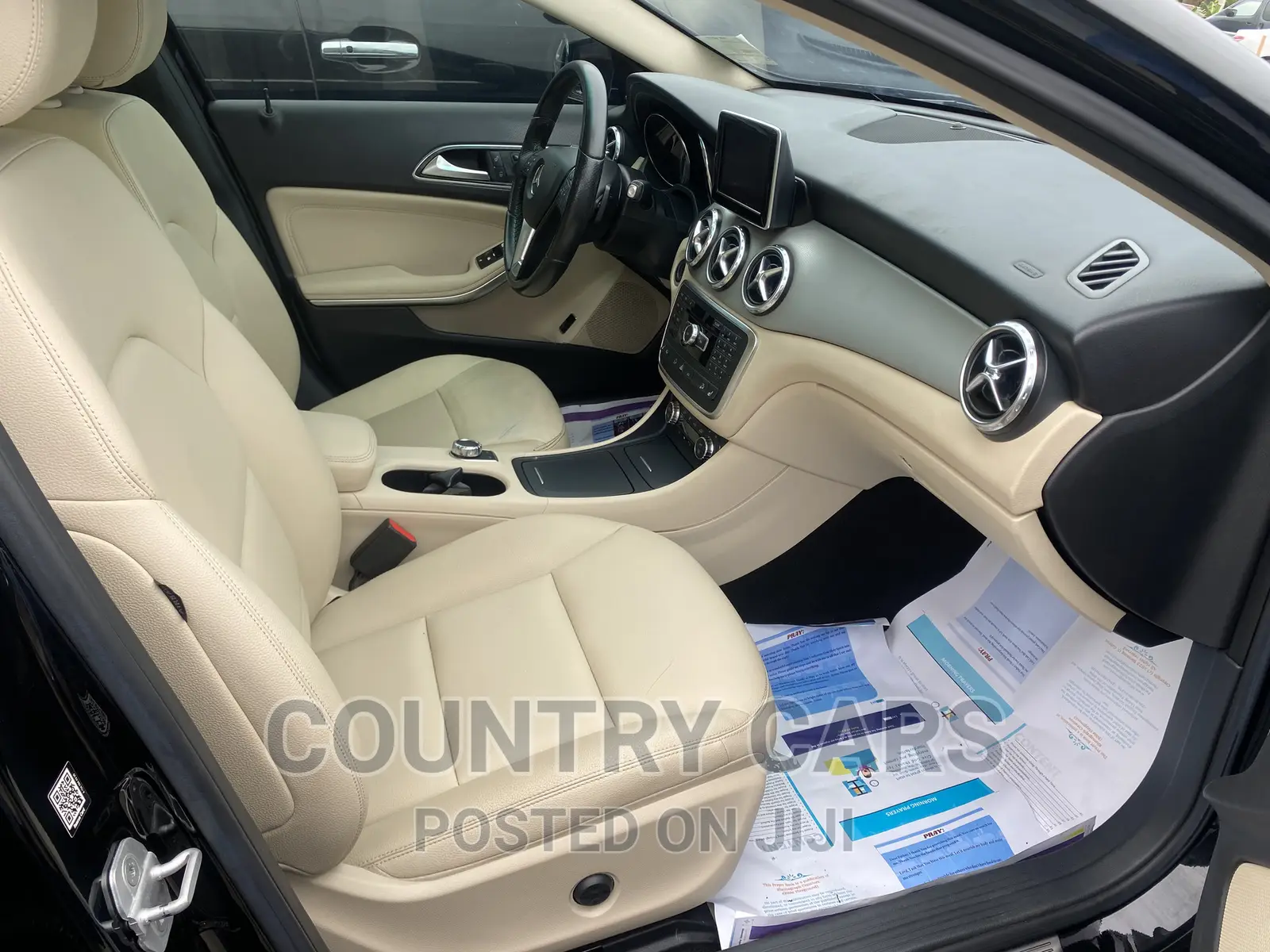 Mercedes-Benz GLA 250 2016 Black