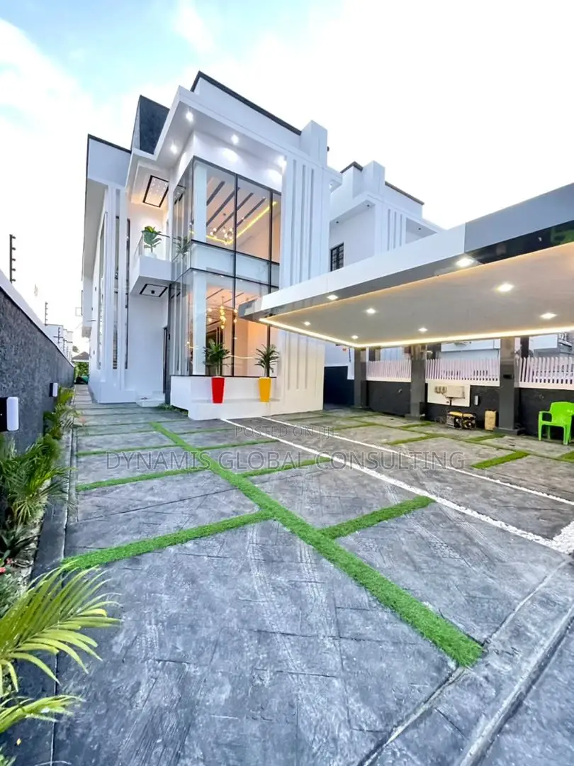 Furnished 5bdrm Duplex in Lekki Phase 2, Chevron for sale