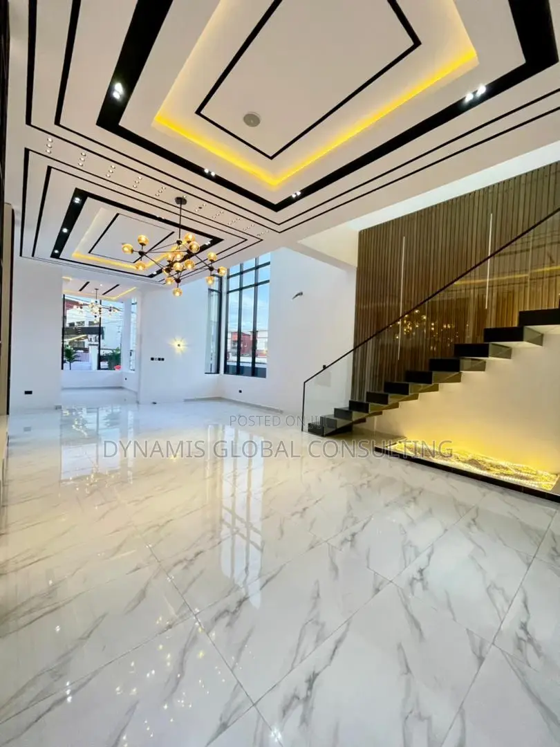 Furnished 5bdrm Duplex in Lekki Phase 2, Chevron for sale