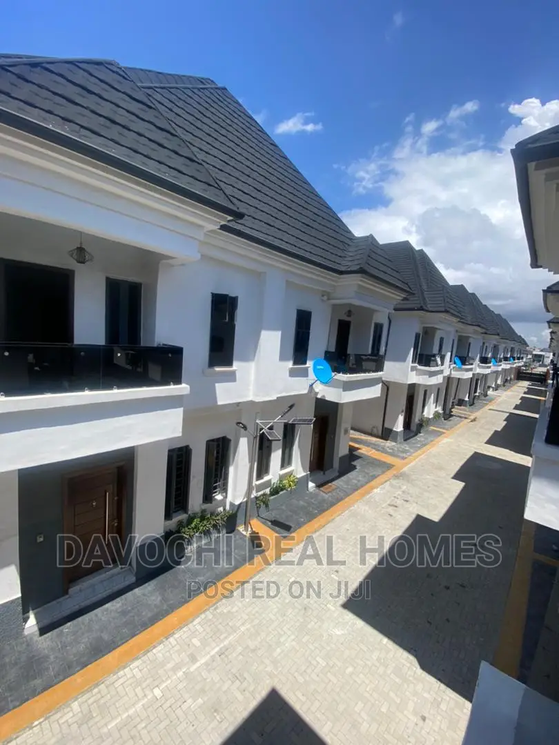 4bdrm House in Royal Pine Estate, Lekki for rent