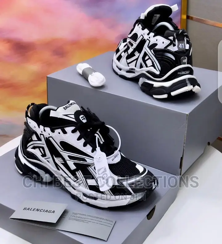 *New Year Updatenew BALENCIAGA RUNNER TRACK”Sneakers