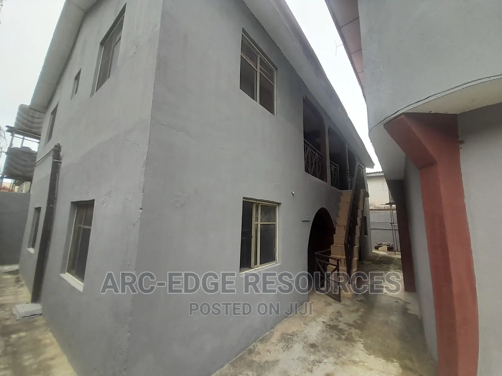 3bdrm Block of Flats in Ago Palace for sale