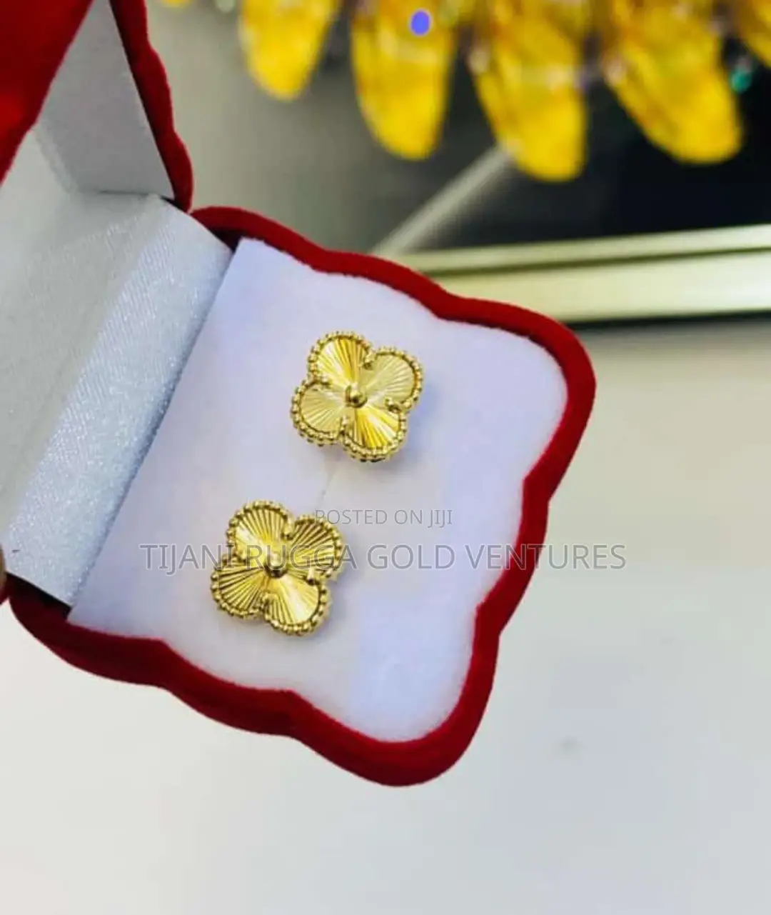 Pure Gold 750 Italy 18karat Earrings