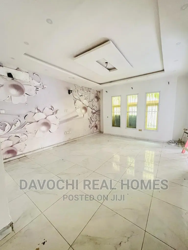 4bdrm Duplex in Osapa London, Lekki for rent