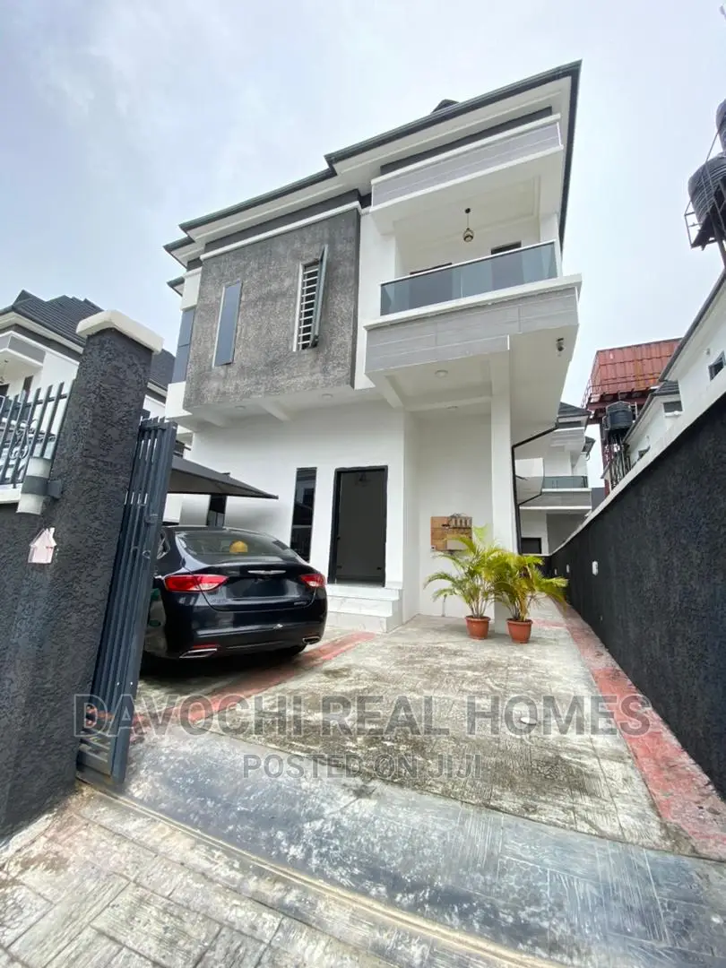 4bdrm Duplex in Chevron Drive, Lekki for sale