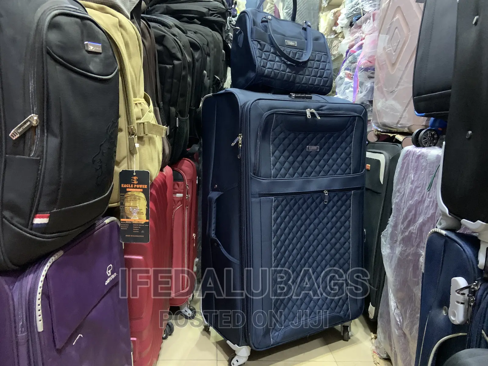 Biggest Size Light Weight Travel Box With Kit