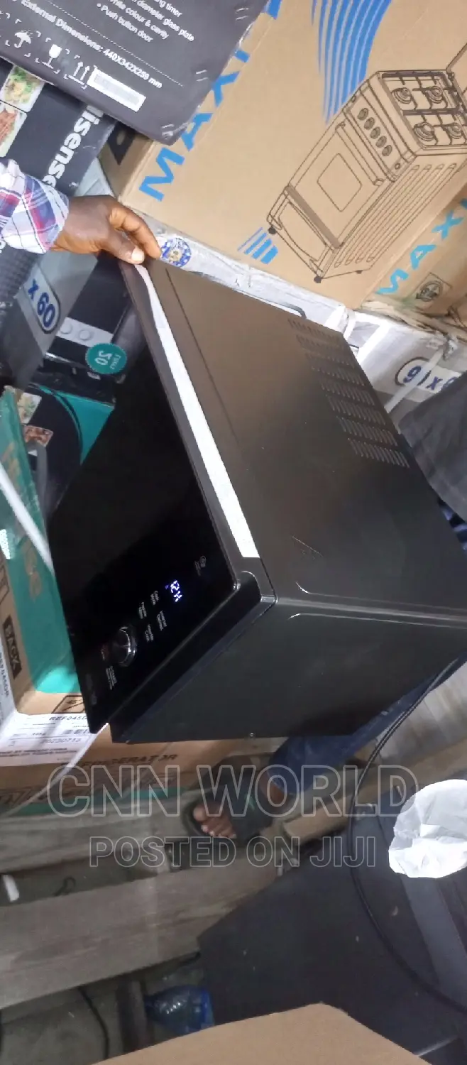 New LG 42liter Smart Inverter Microwave Energy Saving 2years