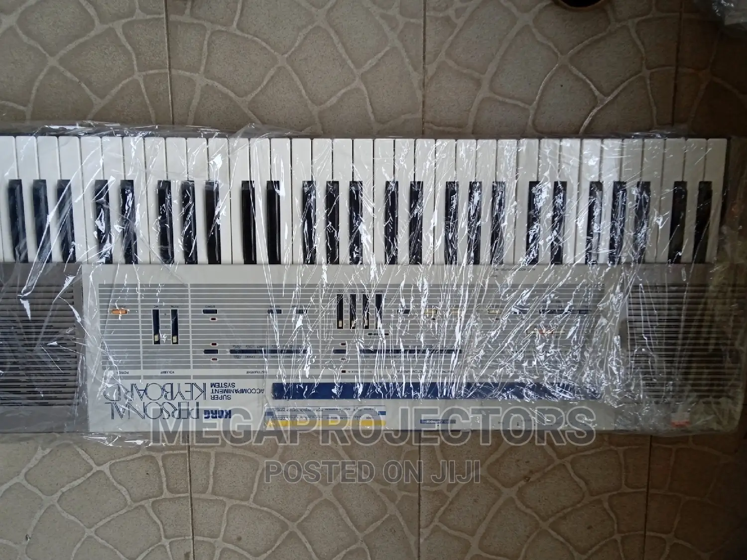 Nice Yamaha Keyboard