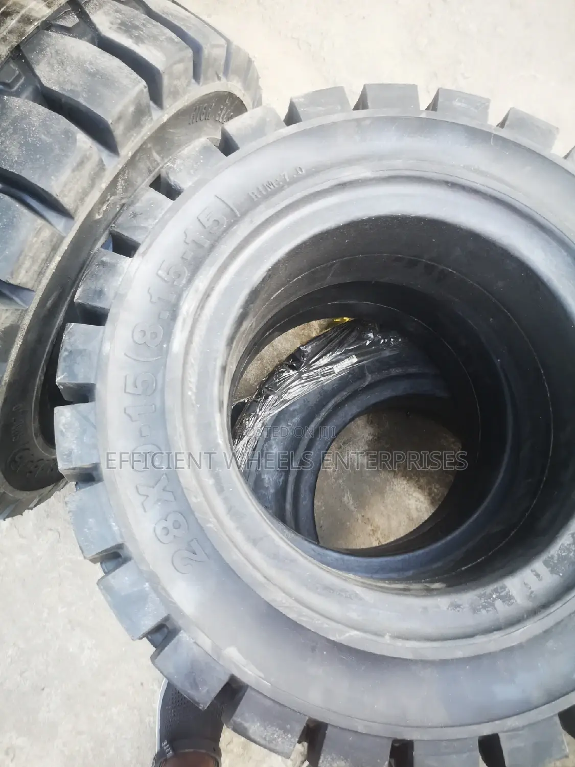 28x9-15 ARROW Solid Tyre