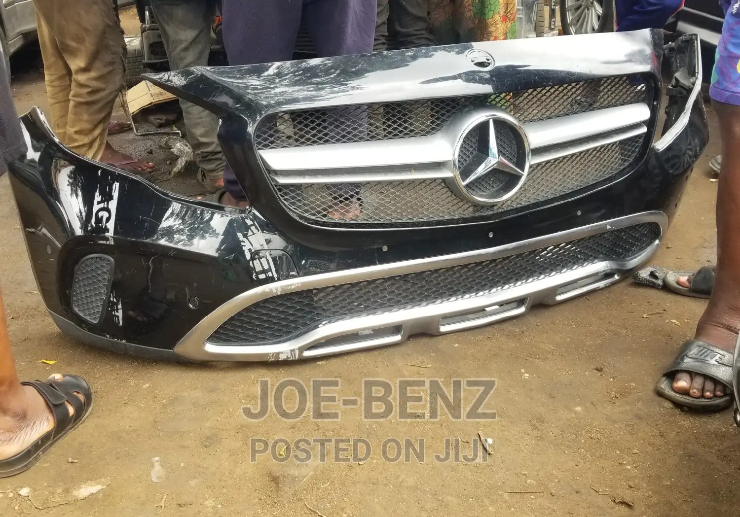 GLA 250 2018 Complete Front Bumper With Grill