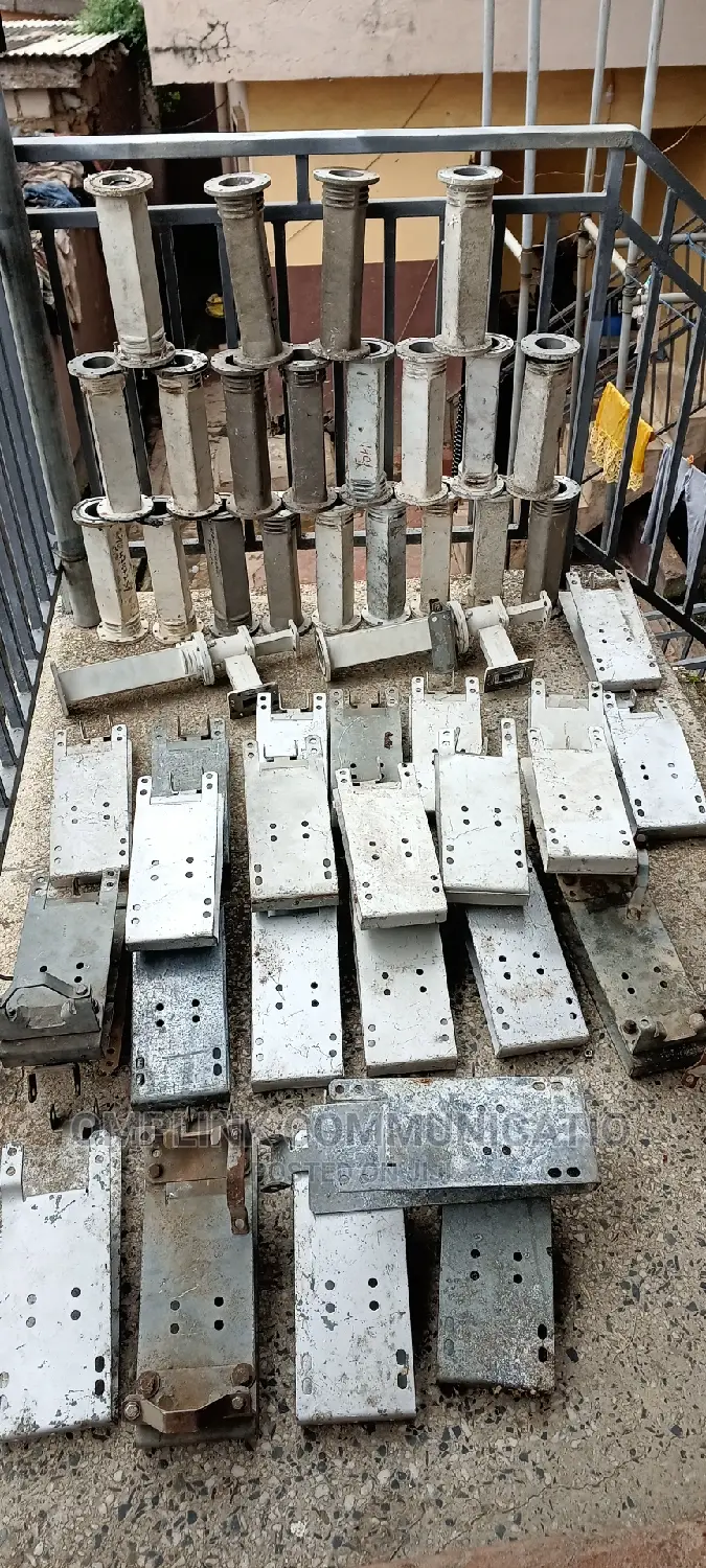 Prodelin Feedhorn, Polorizer Tray