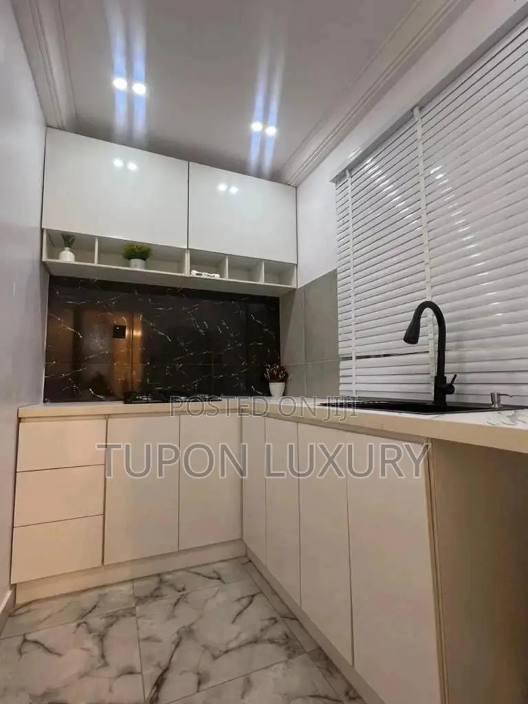 Tastefully Furnished 1 Bedroom Shortlet Apartment