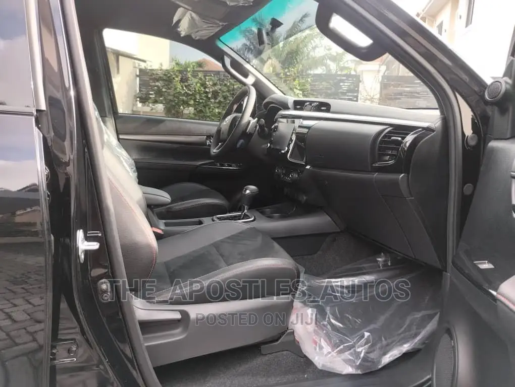 Toyota Hilux 2023 Black