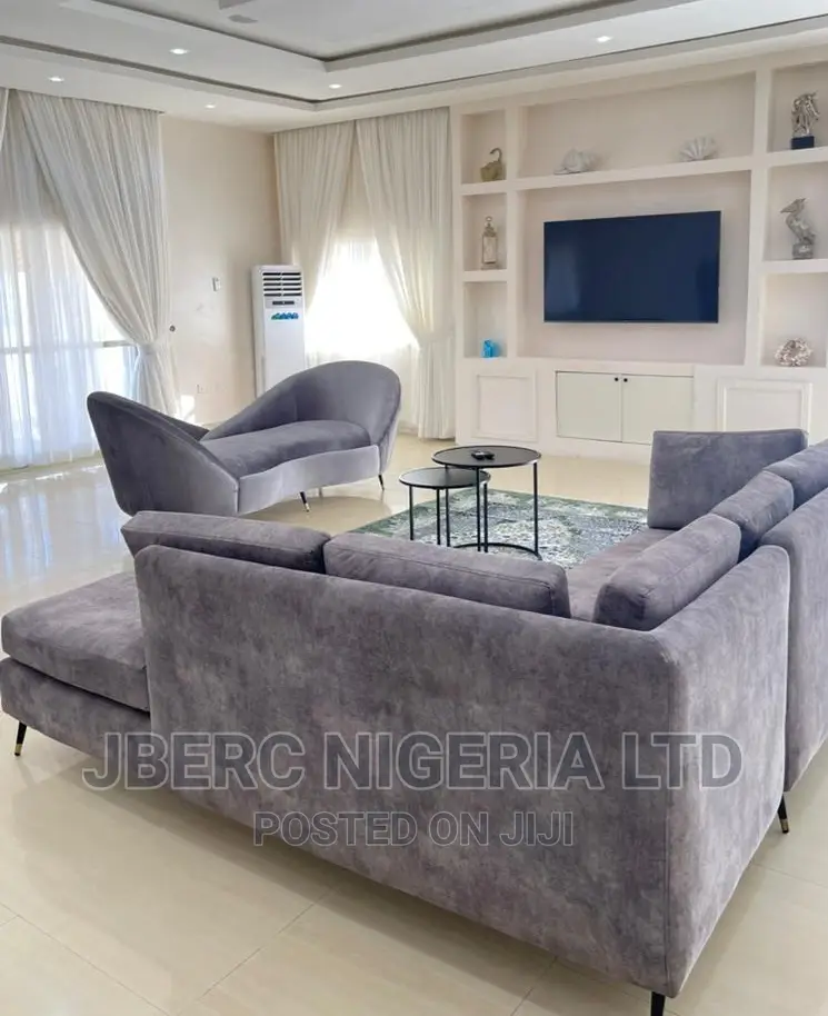 4bedroom Penthouse Vi Shortlet Apartment