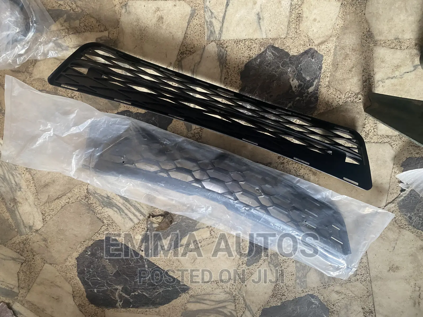 Front and Down Grill Toyota Matrix 2009 Available Now