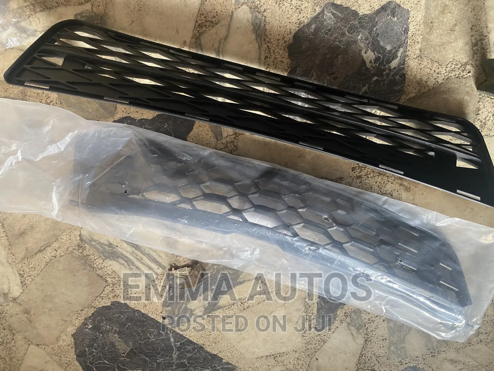 Front and Down Grill Toyota Matrix 2009 Available Now