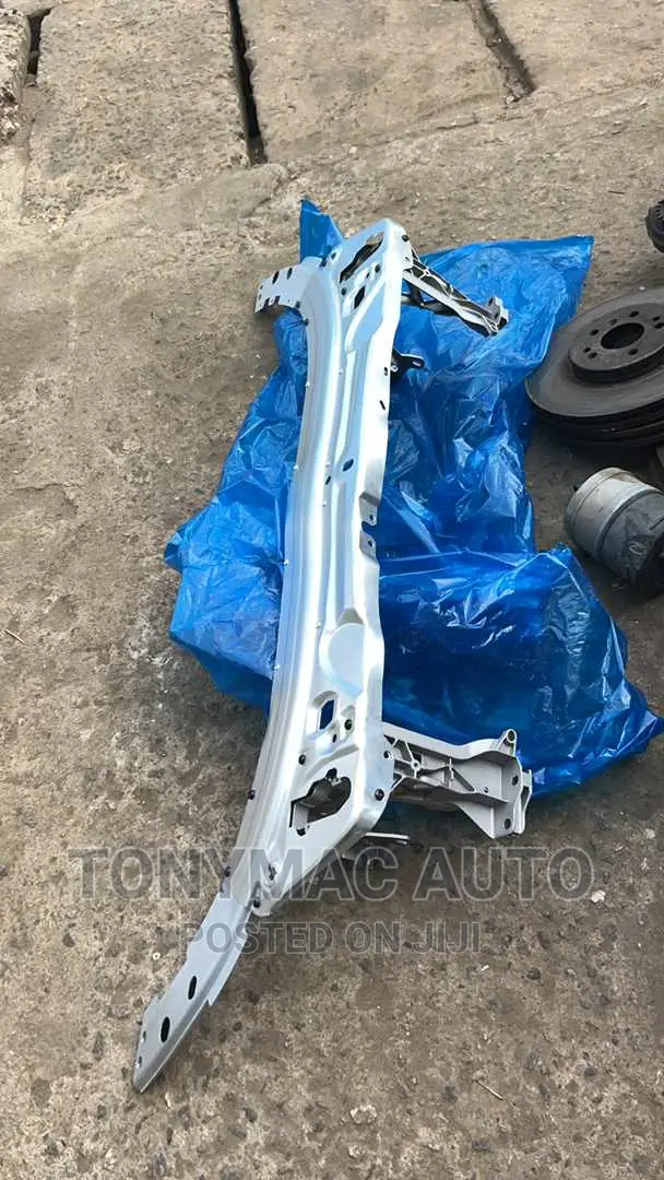 Front Cut for Mercedes-Benz Glc300,C300