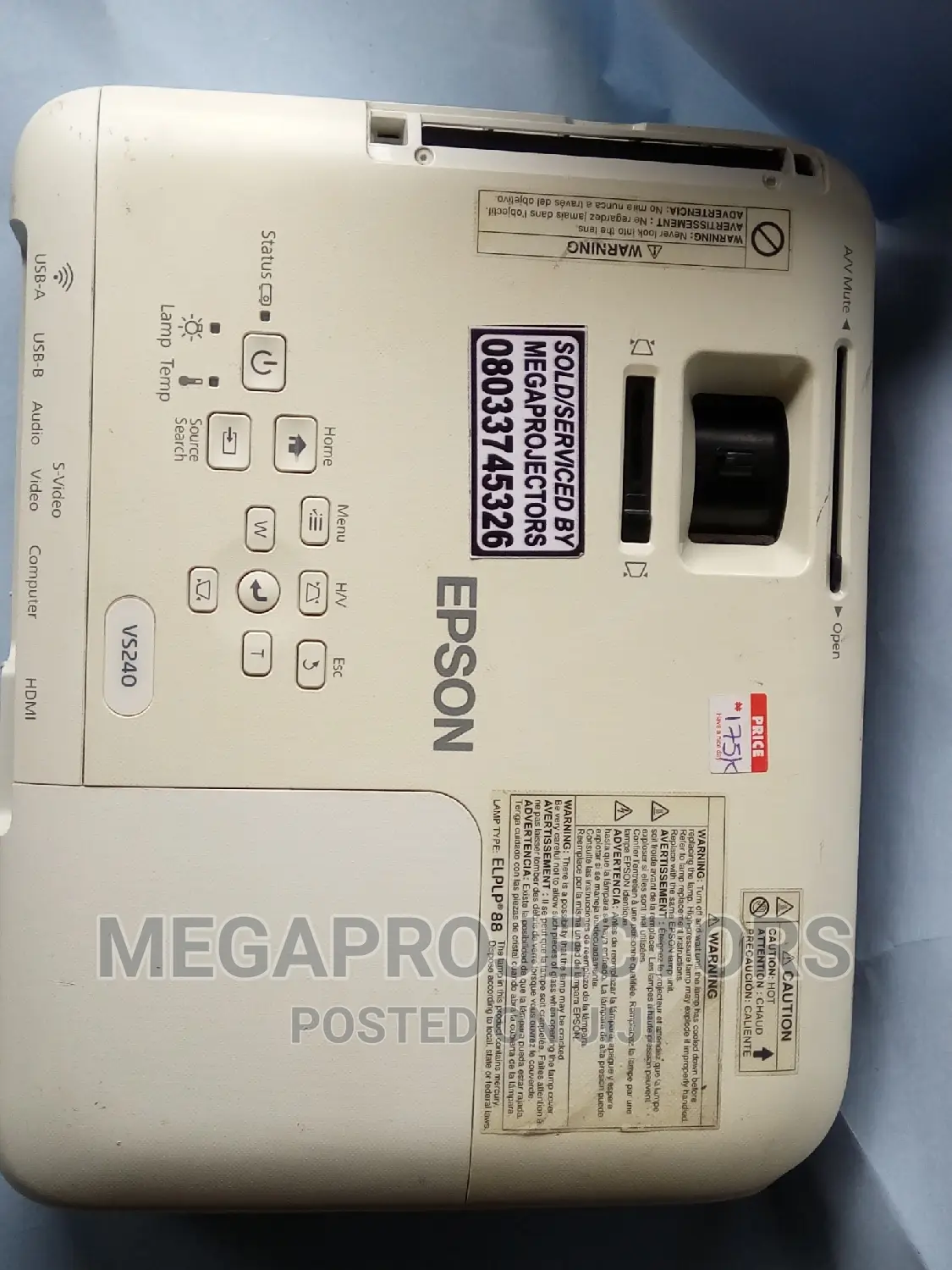 Flashy Epson Projector Ideal