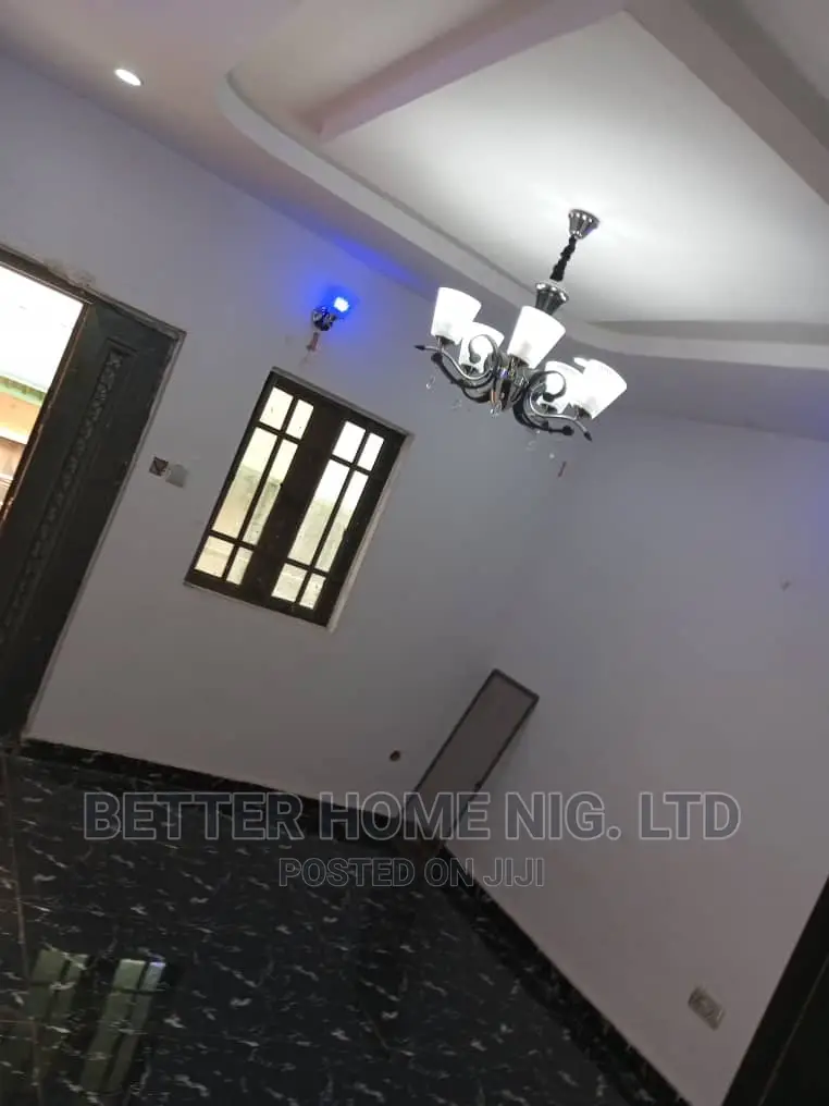 Furnished 2bdrm Bungalow in Heritage Estate, Oluyole for rent