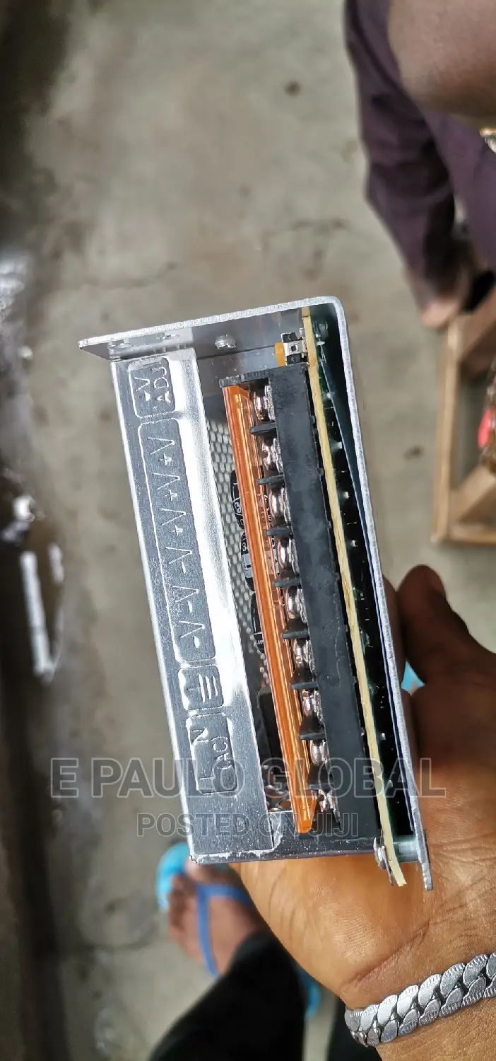 S 250-24v Solar Panels Power Invater Supply