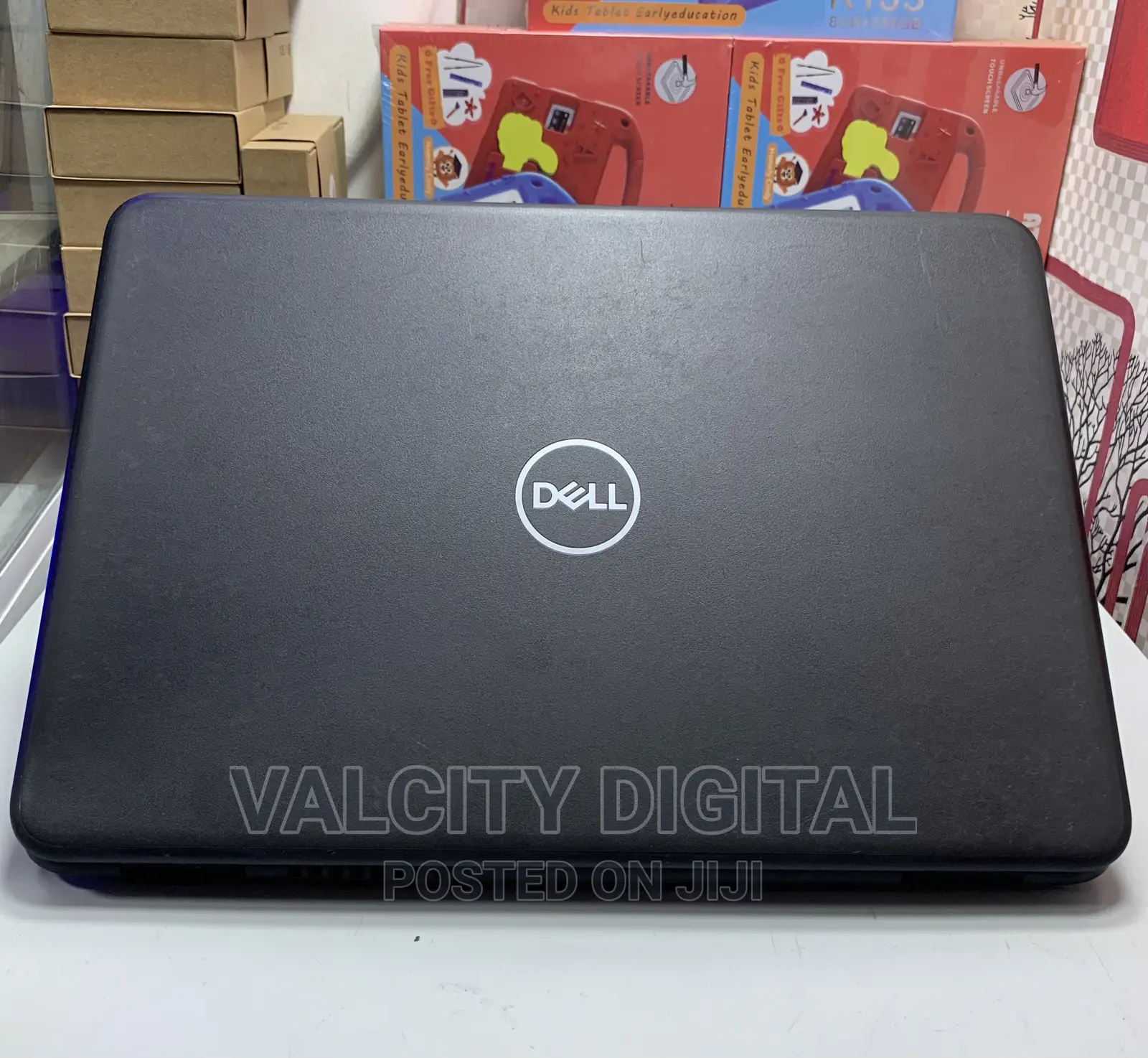 Laptop Dell Vostro 3300 8GB Intel Core I3 SSD 256GB