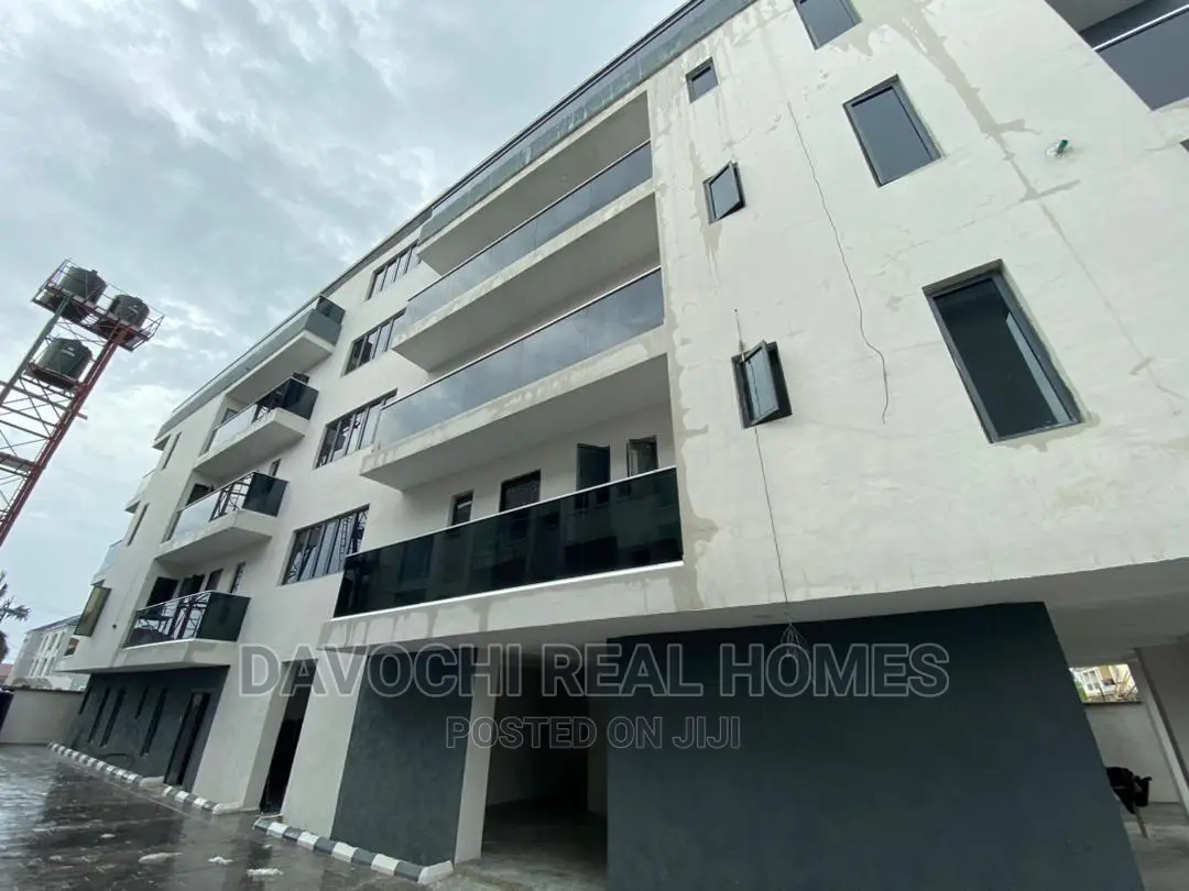 3bdrm Apartment in Ikate, Lekki for rent