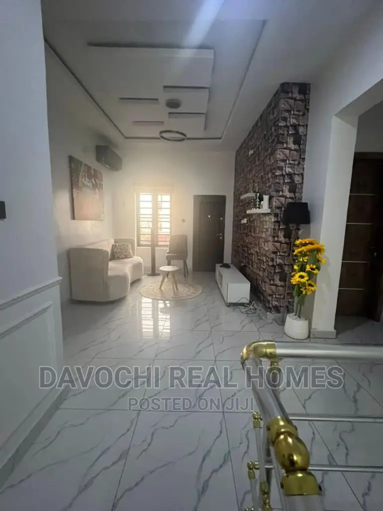 4bdrm Duplex in Ologolo Estate, Lekki for rent