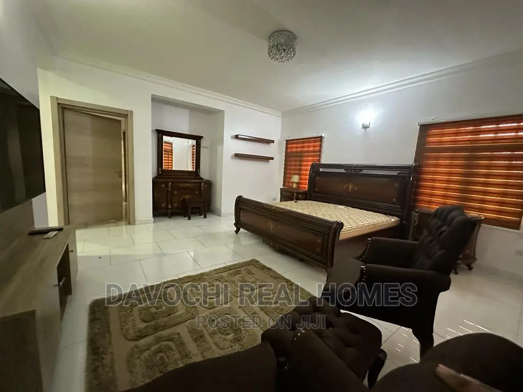 Luxury 3bedrooms Fully Furnished Apartment With Excellent