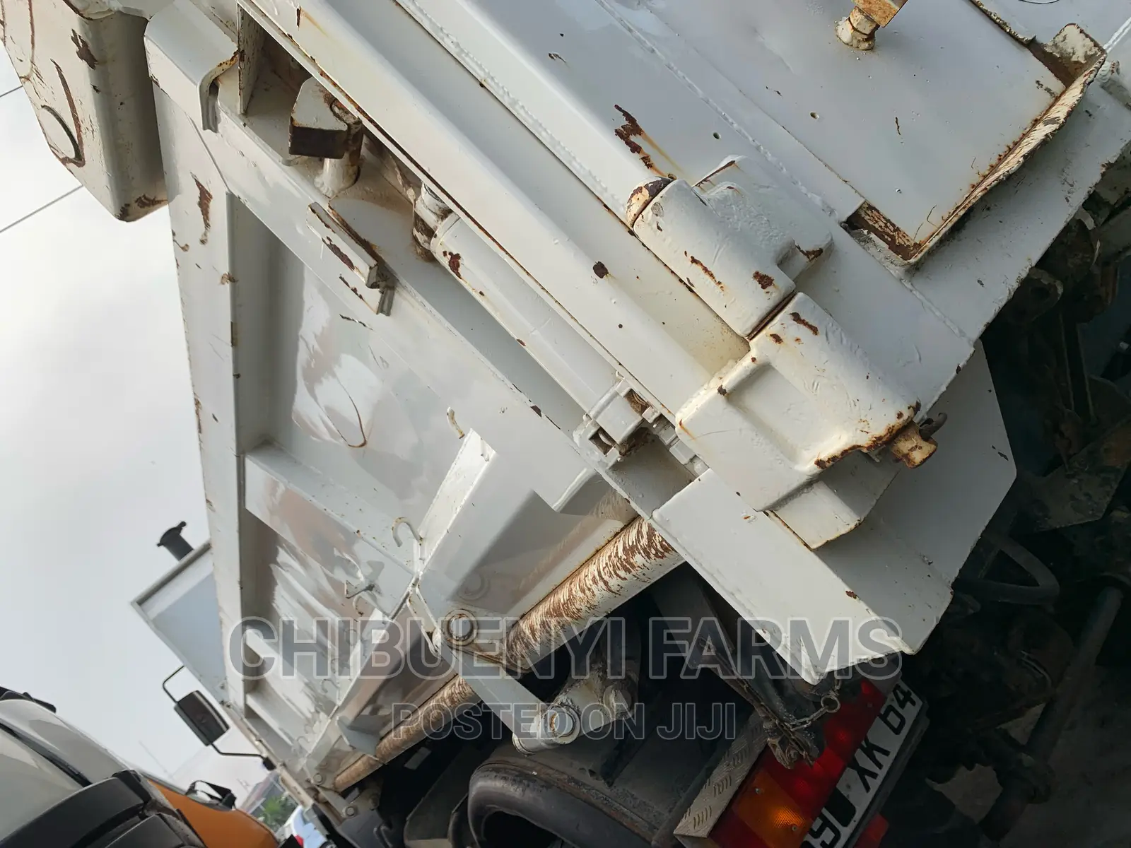 MAN DIESEL TIPPER - 6 Tyres
