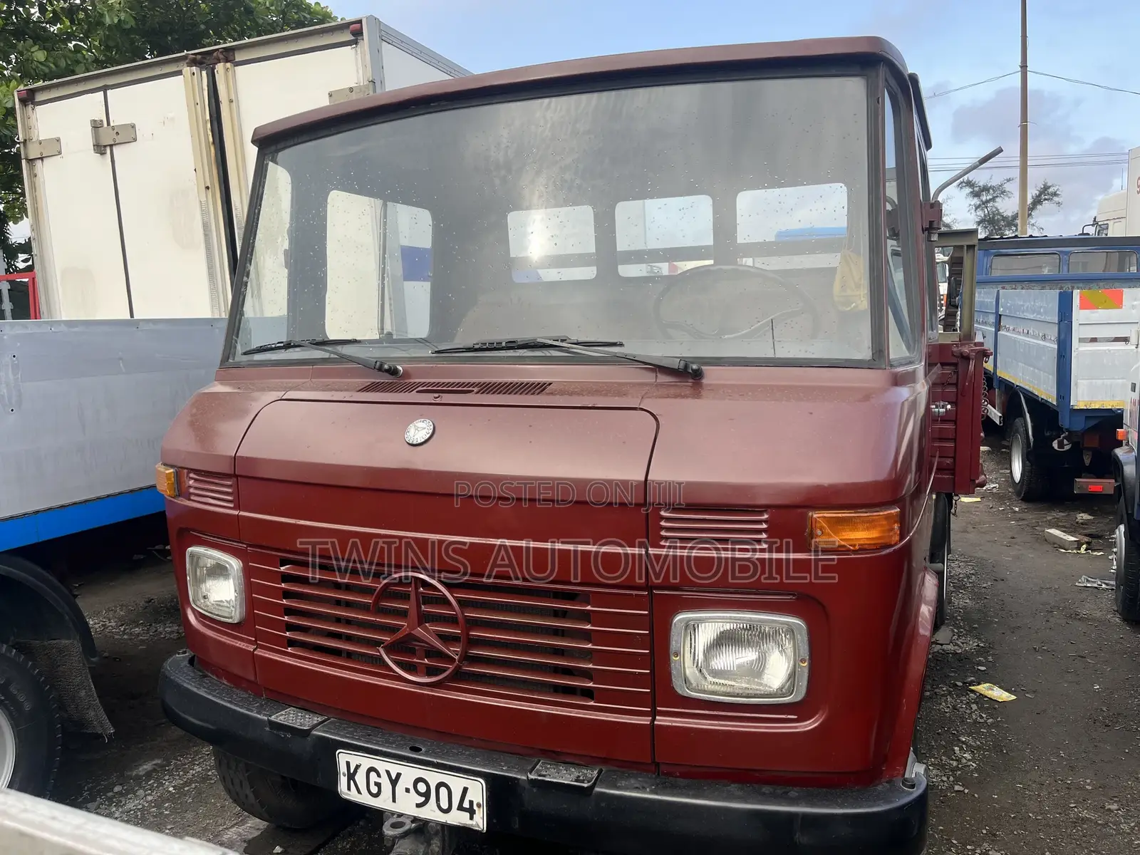 Mercedes-Benz 608 4 Cylinder