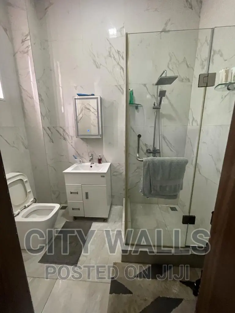 Furnished 2bdrm Block of Flats in Banana Island for rent