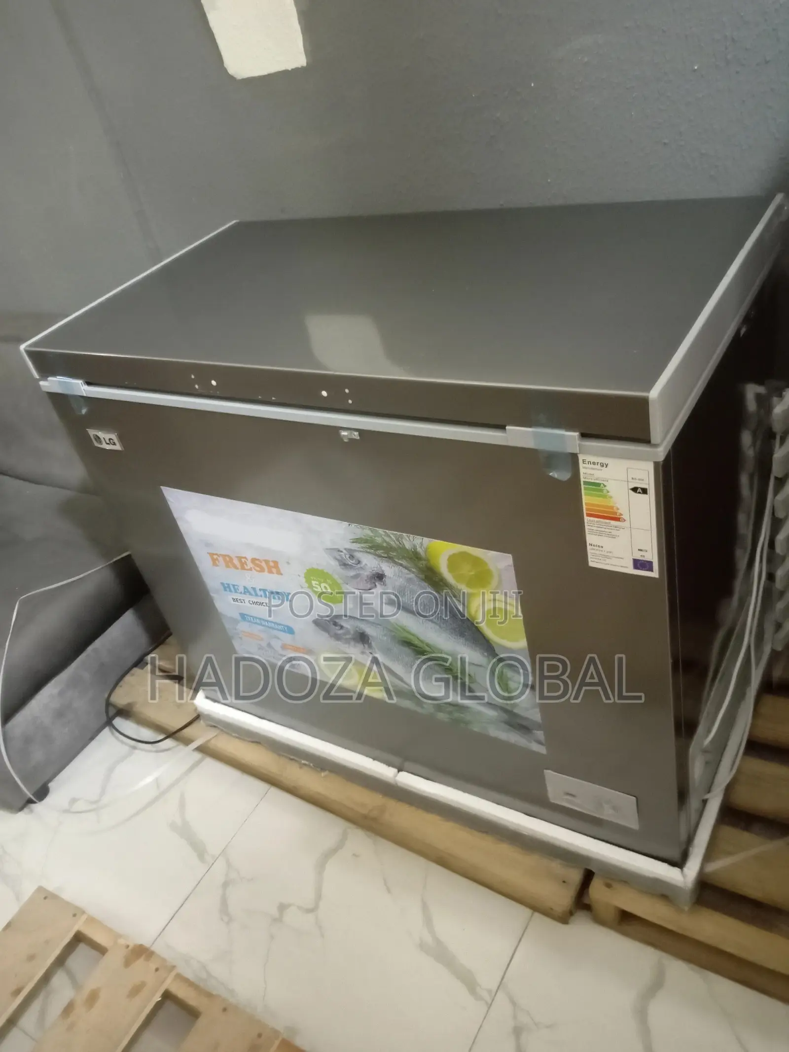 New, Durable LG Chest Freezer [Gc-389q]