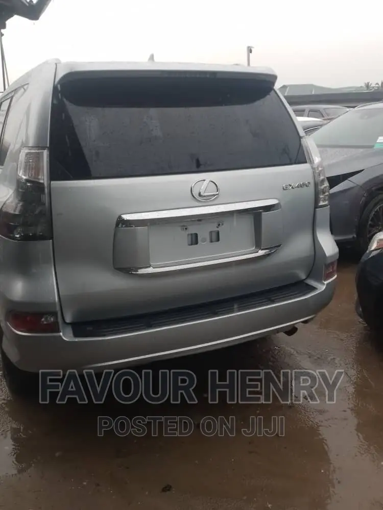 Lexus GX 460 Luxury 2015 Silver