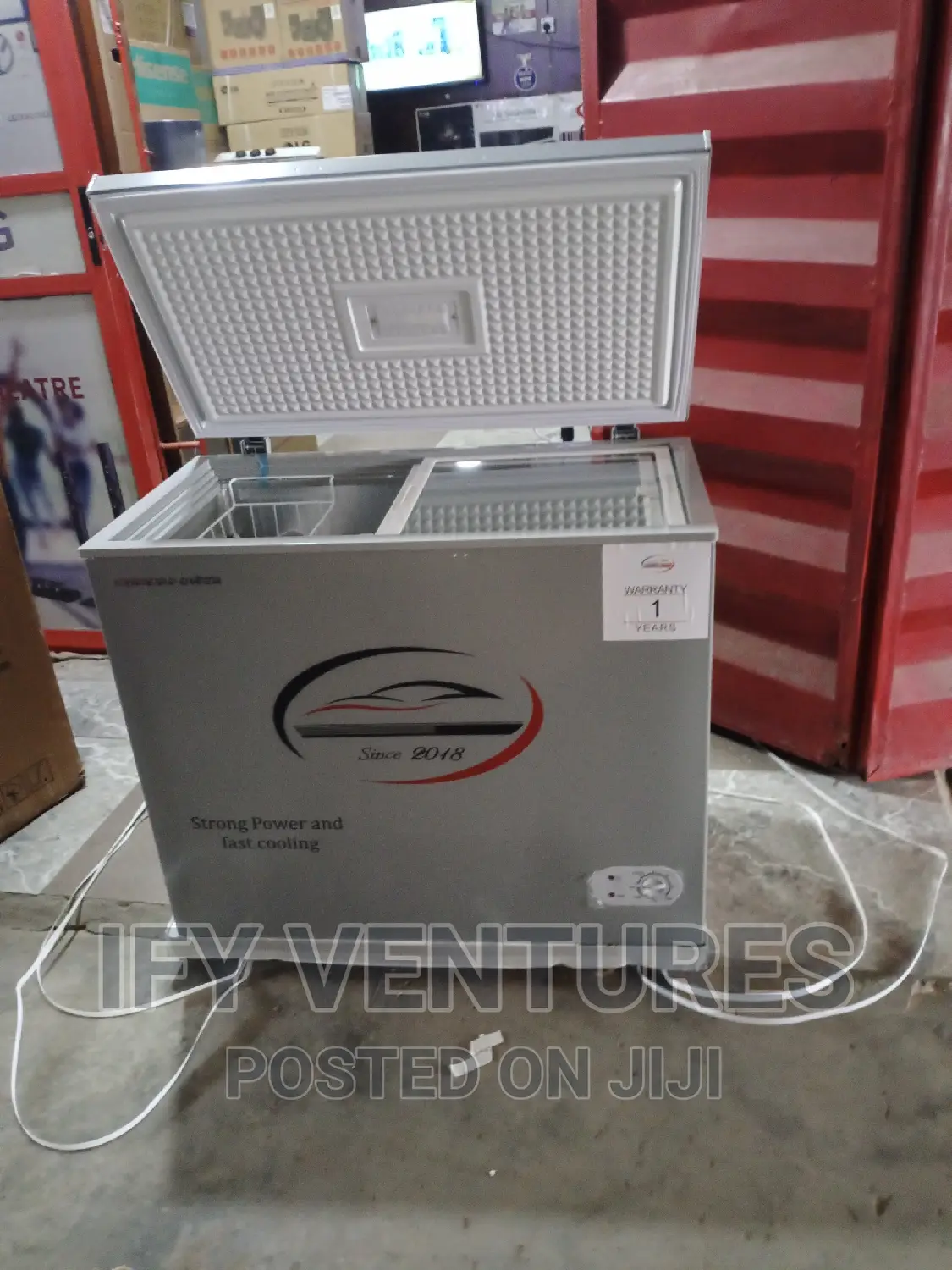 Cheer Power Chest Freezer With Inner Protective Glasses