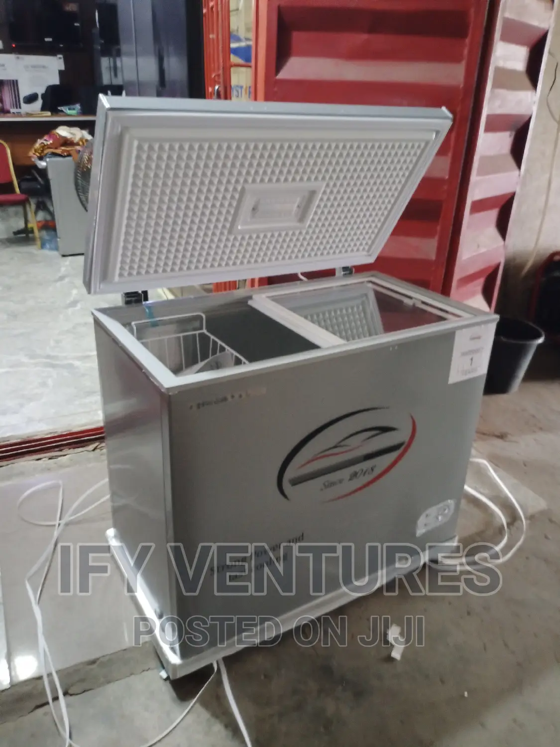 Cheer Power Chest Freezer With Inner Protective Glasses