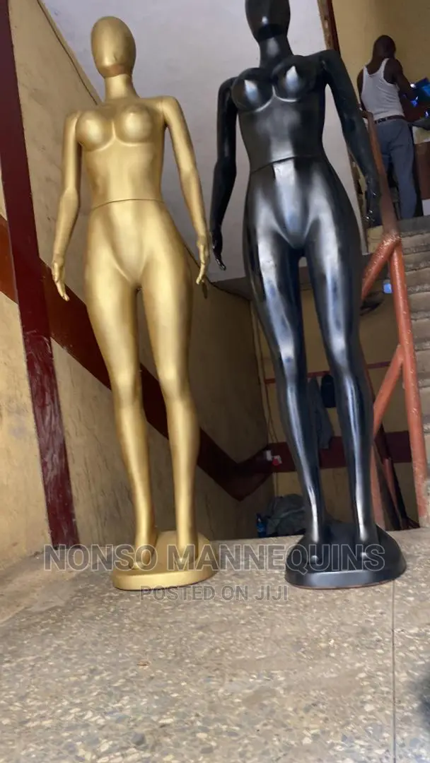 Plastic Black Gold Female Size 10 Detachable Dummy