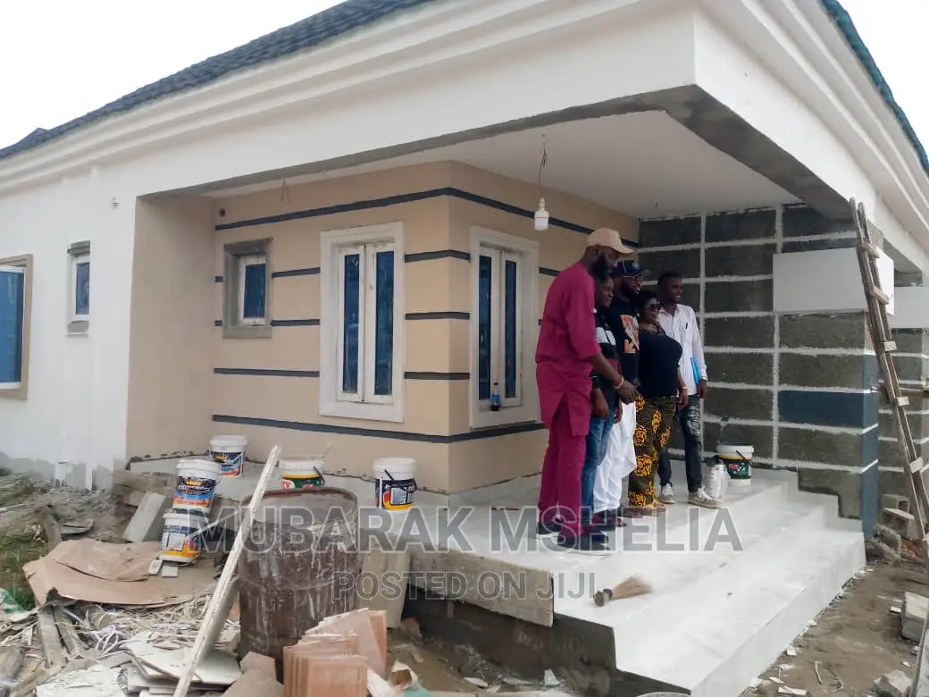 Furnished 3bdrm Bungalow in Oasis Court, Epe for sale