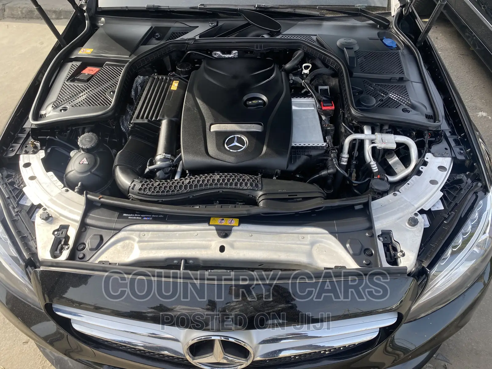 Mercedes-Benz C300 2015 Black