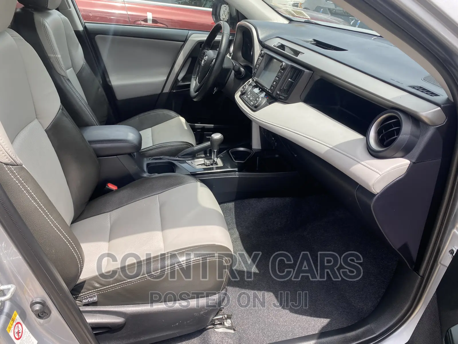 Toyota RAV4 2017 Silver
