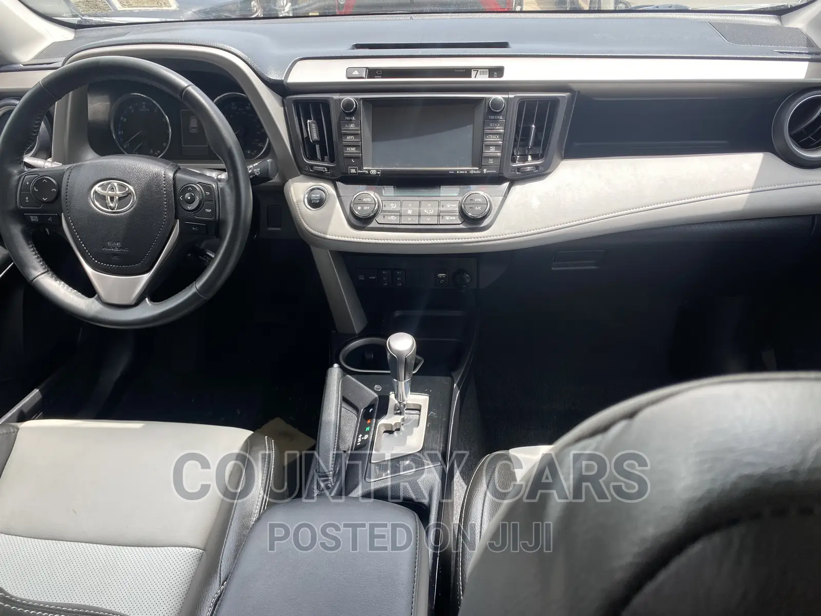 Toyota RAV4 2017 Silver