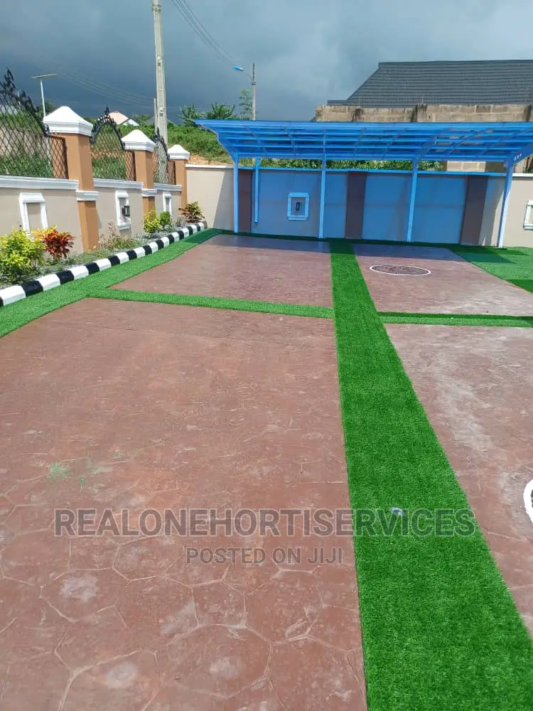 Concrete Stamped Floor With Artificial Green Border