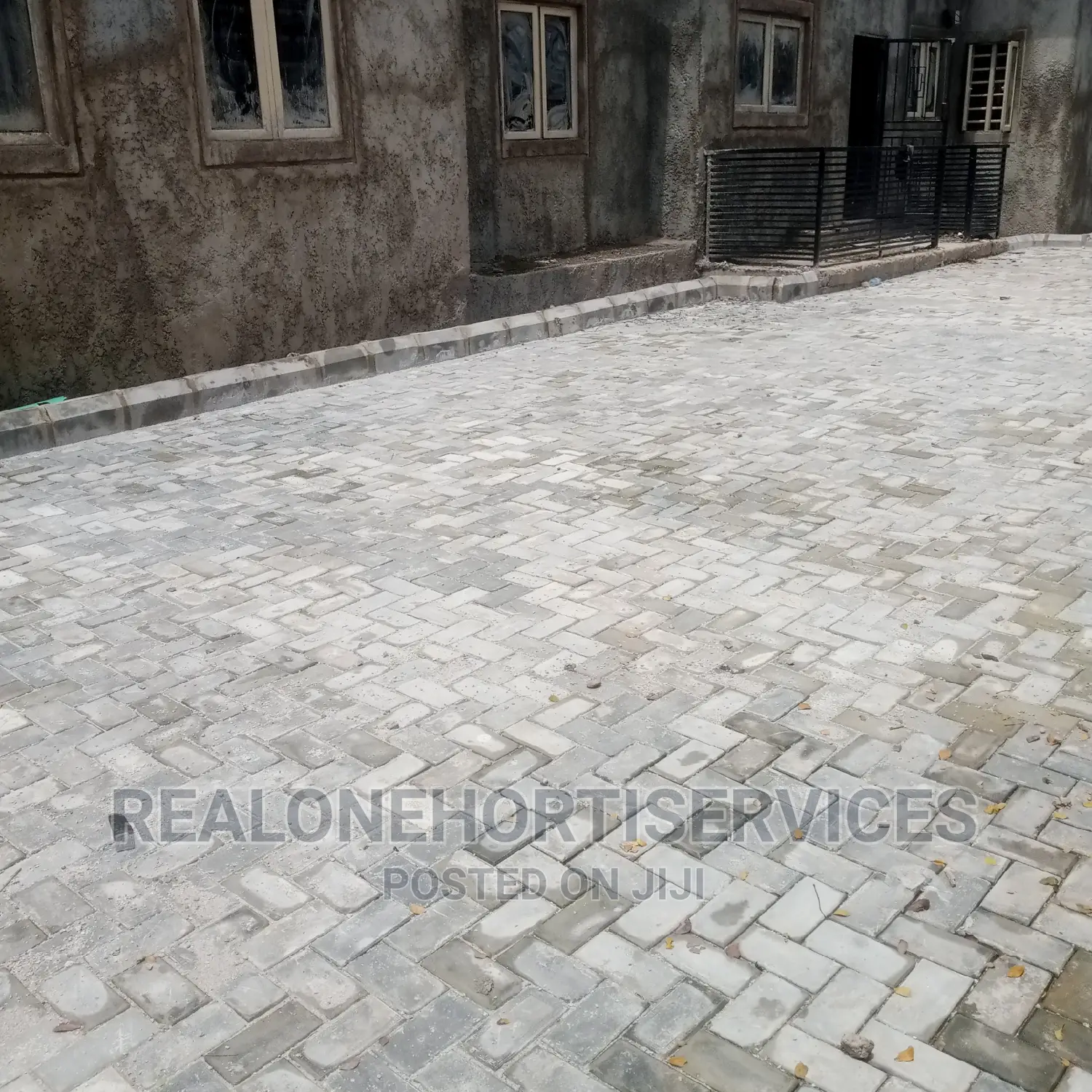 Interlocking (Pavers) Stones Best for Homes, Offices, Hotels, Schools
