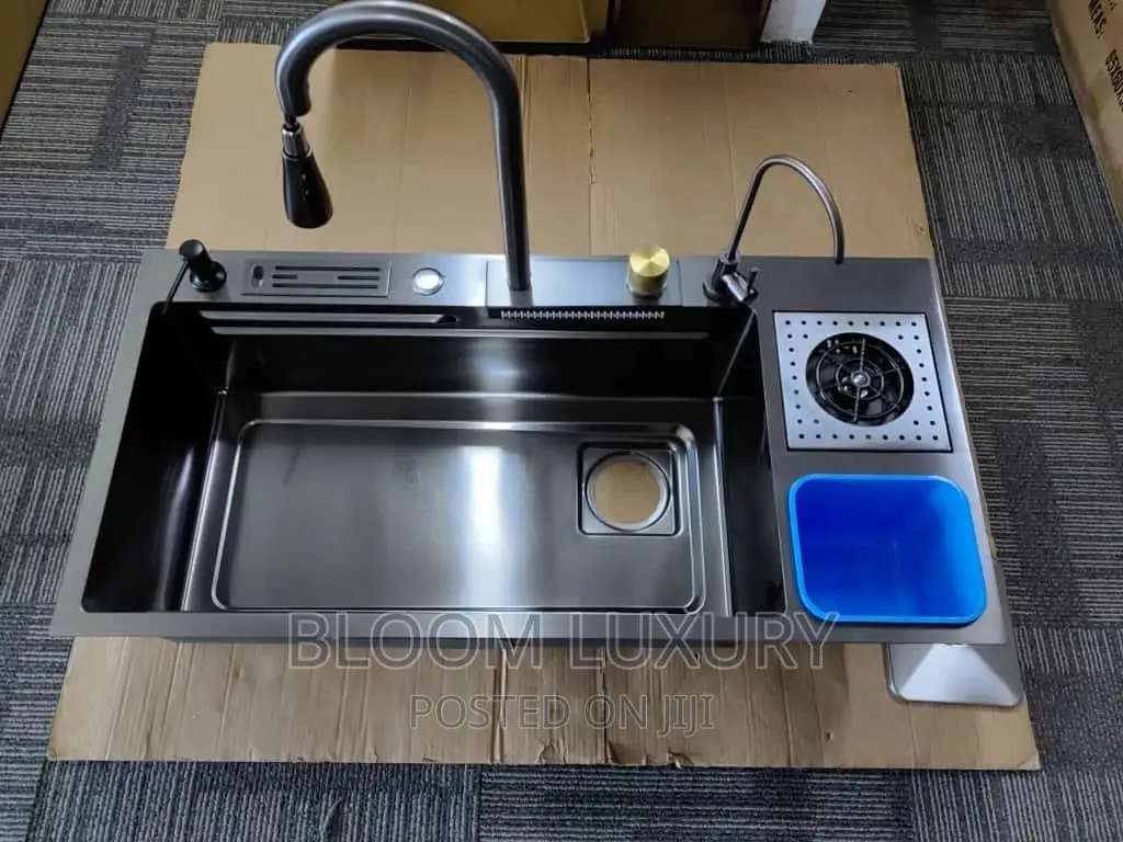 Kitchen Sink With 2 Tap and Cupwasher