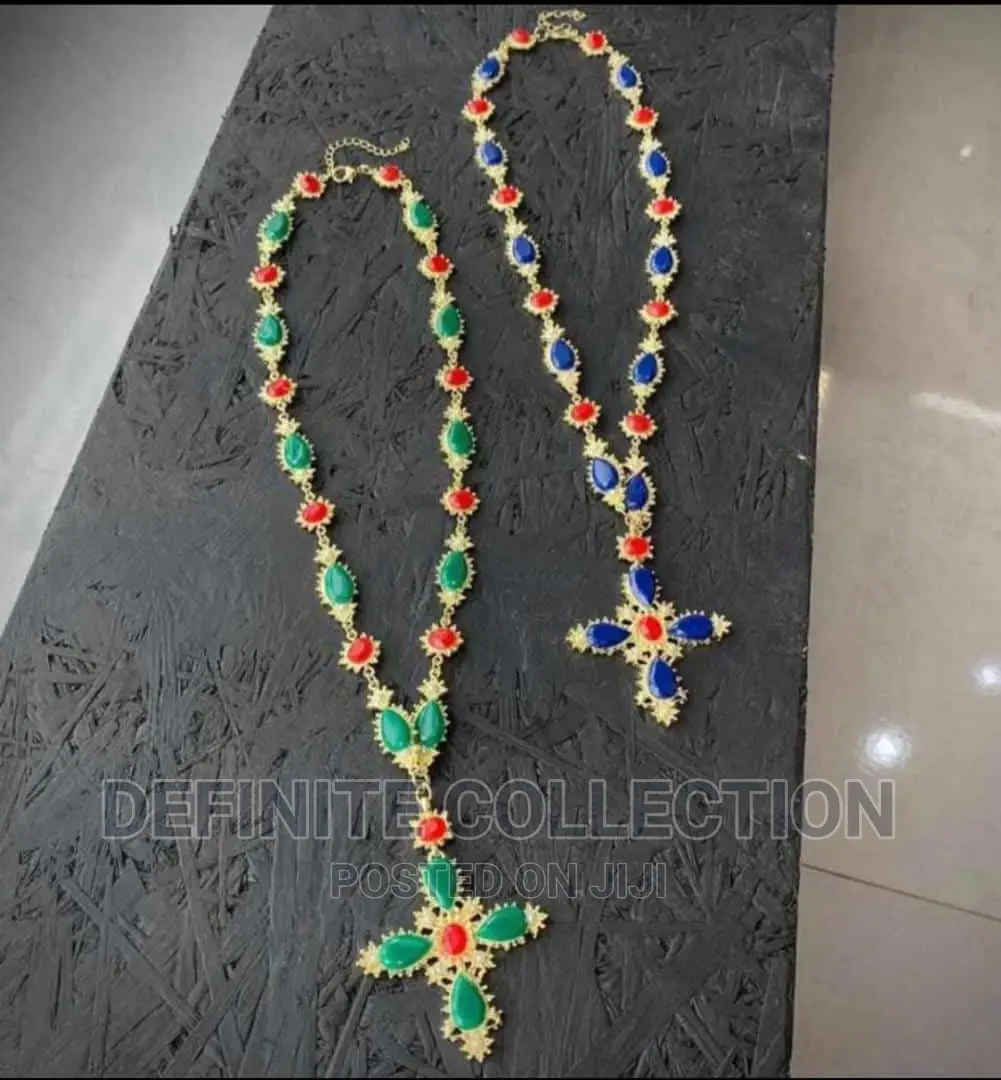 Unique Neckpiece