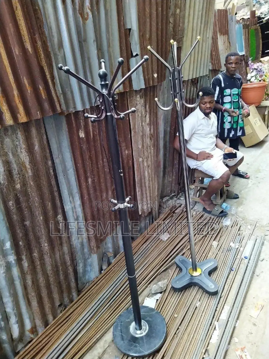 Quality Stainless Suits Hanger (Lucky)