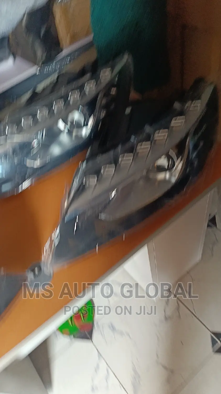 Audi Q7 Headlights 2014