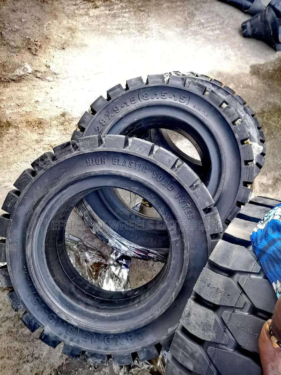 28x9-15 ARROW Solid Tyre