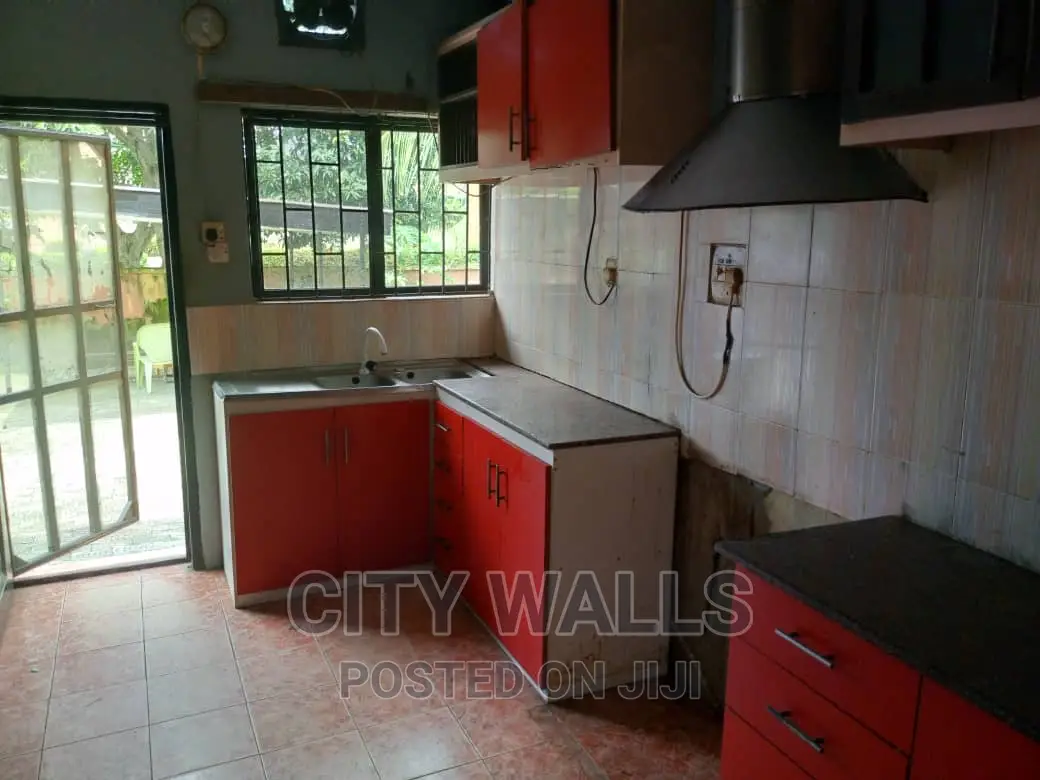 4bdrm Duplex in Cooperative Estate, Badore for rent