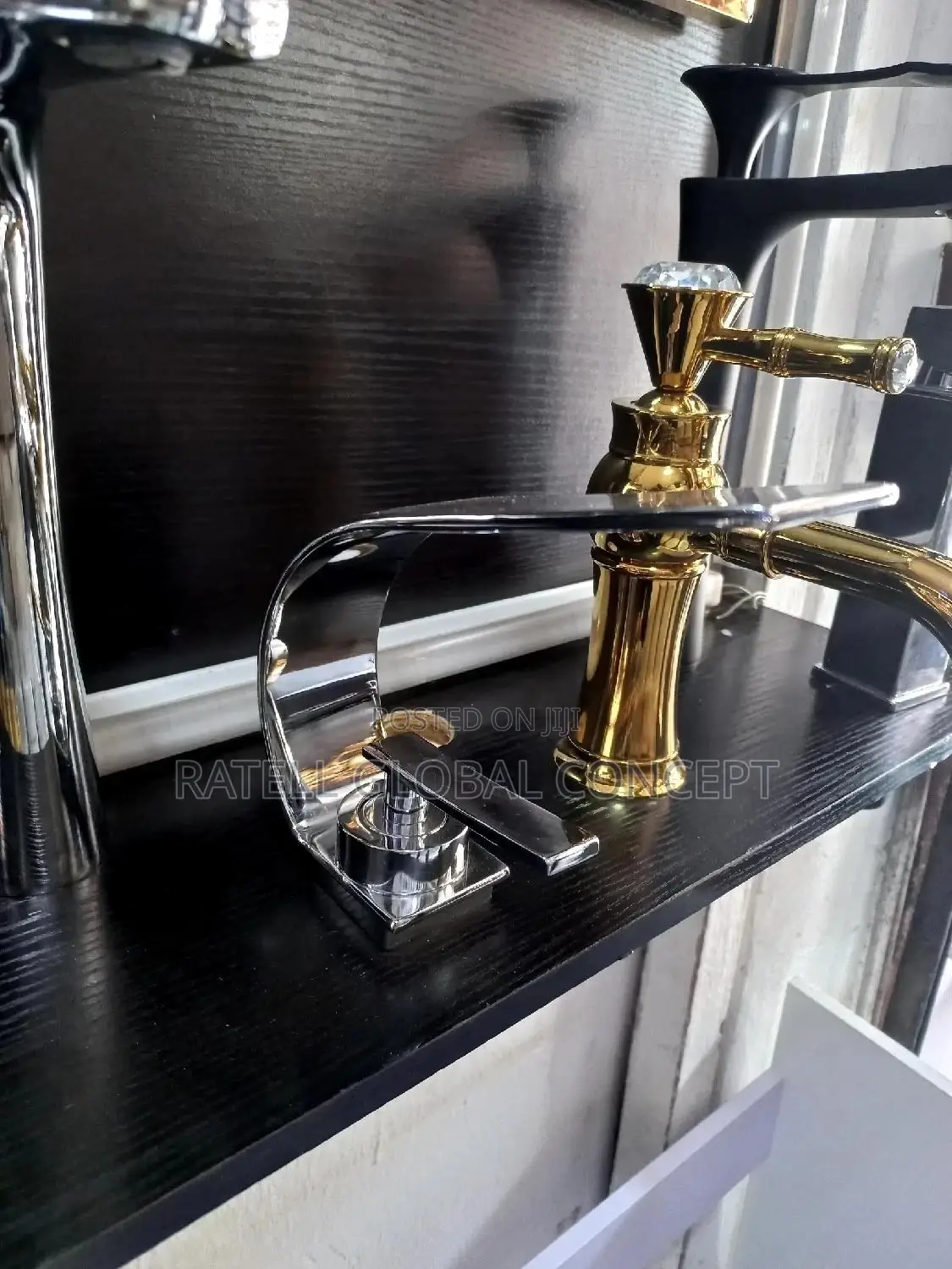 Executive Basin Mixer [Tap]