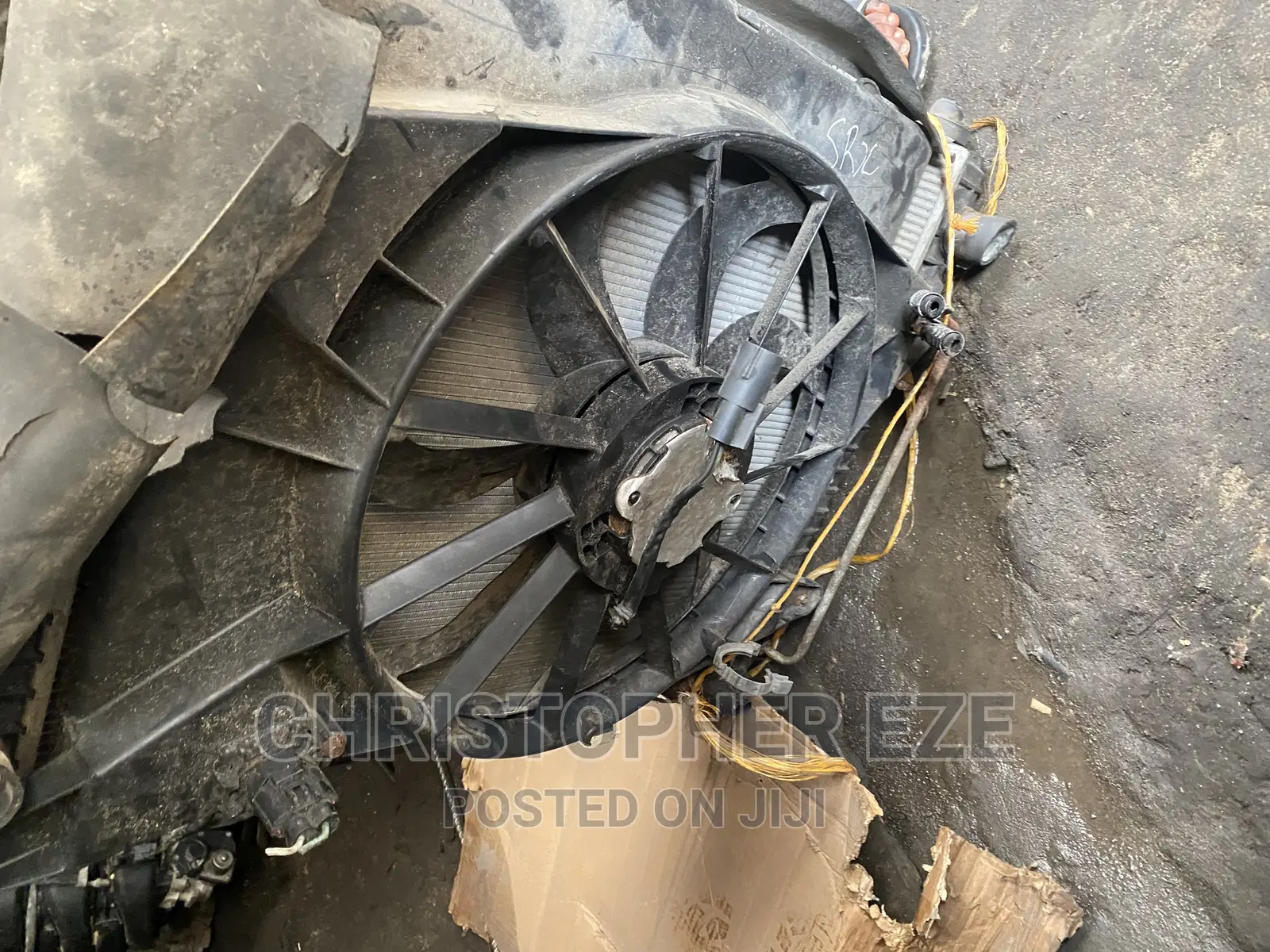 Cadillac SRX Radiator Fan 2011 2012 2013 2014 2015 2016